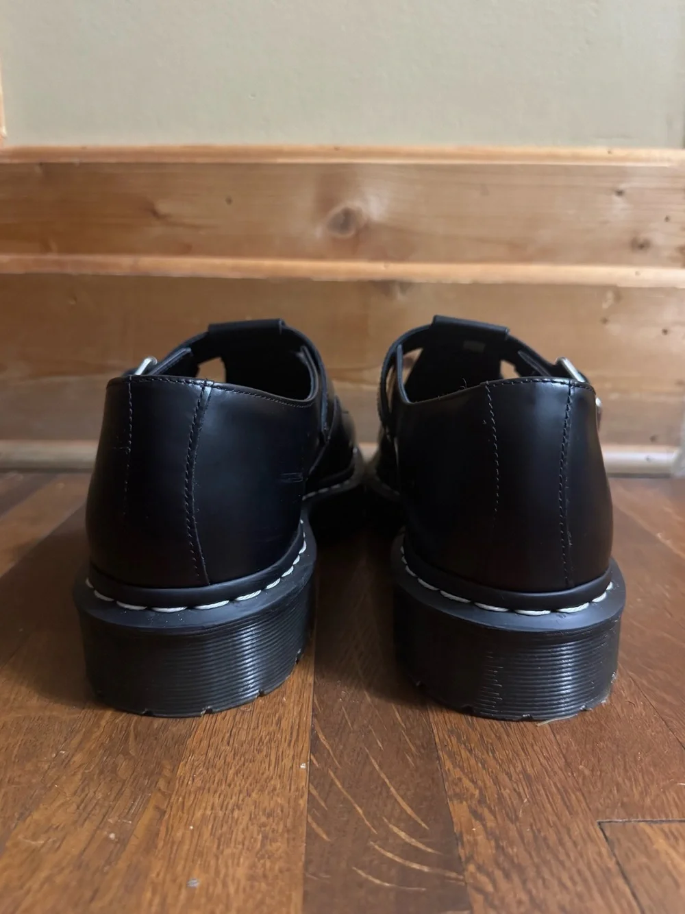 Mens Dr. Martens Black Leather T-Strap Buckle Loafers size 11